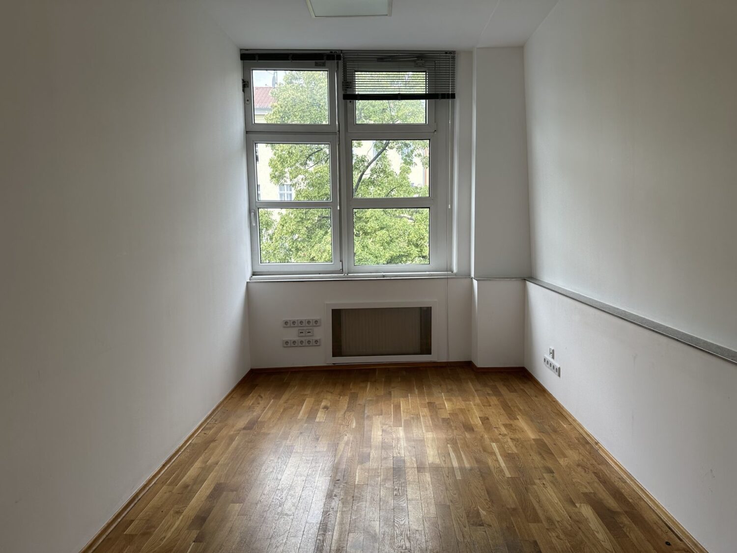 ooI-4205-235255-Innenansicht