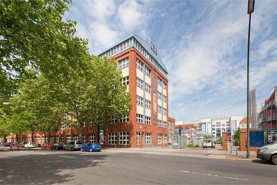 Gustav Meyer Allee 25 13355 Berlin