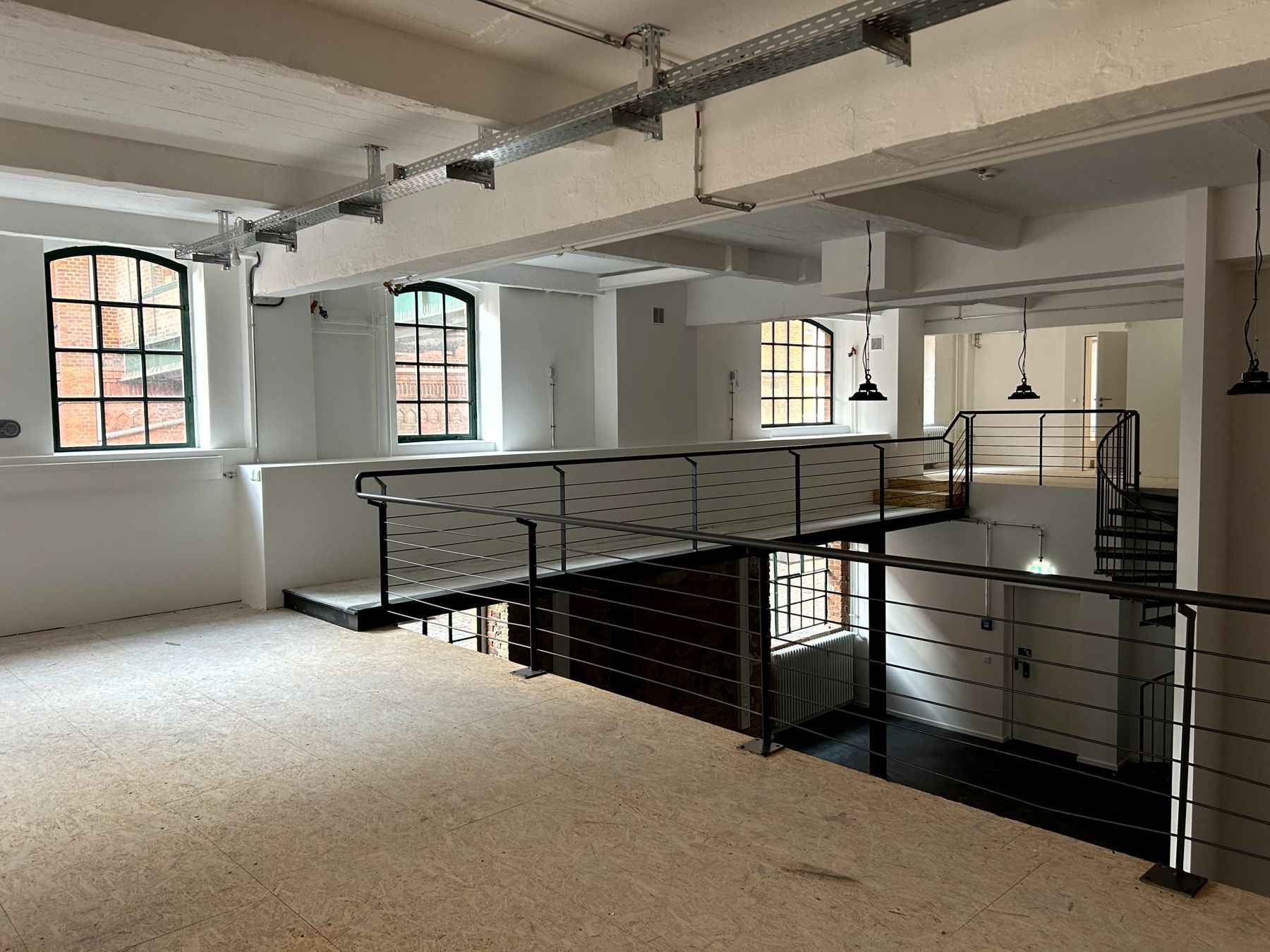 Der Loft Tolles EG Loft mit Galerie in Berlin-Charlottenburg, direkt an der ...