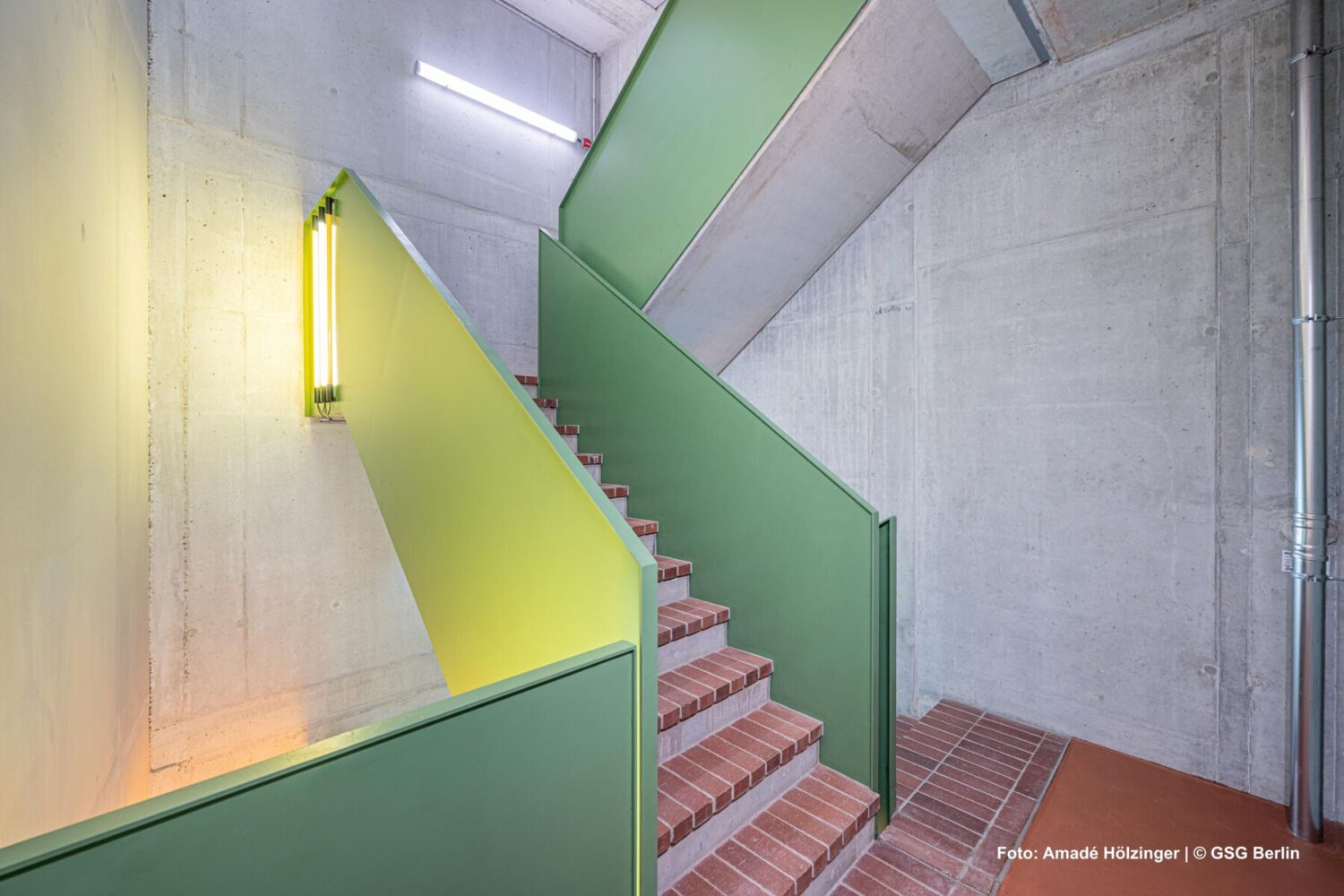 ooI-91669-240931-Treppenhaus